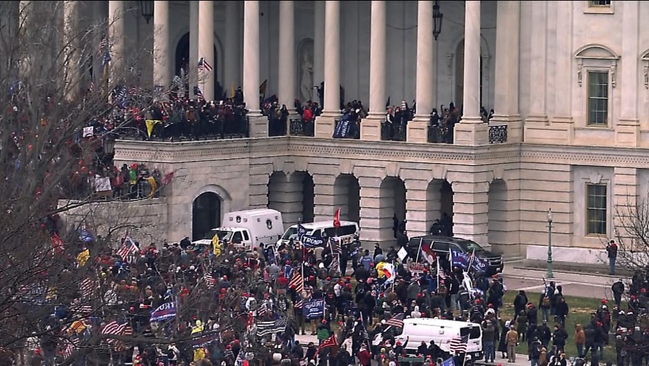 Partidarios de Trump protestan en el Capitolio