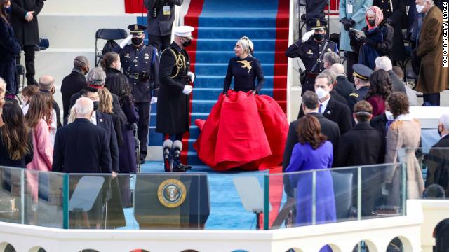 Lady Gaga performs the US national anthem.