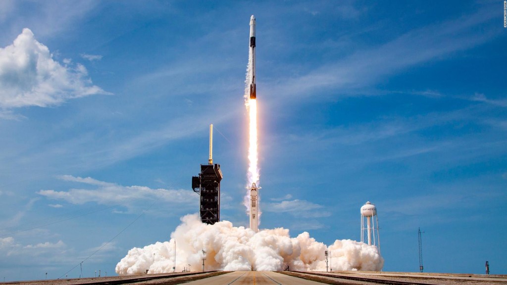 SpaceX has a third of the active satellites in the sky