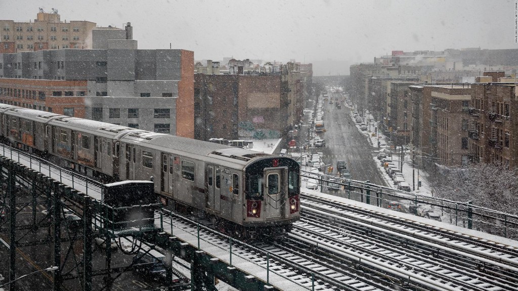 Snow storm alert in the US