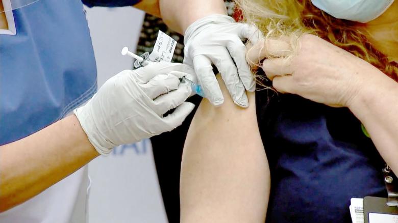 It’s frustrating to have mayors try to get a second dose of vaccine against covid-19