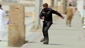 Una brigada de policías en patines para atrapar delincuentes