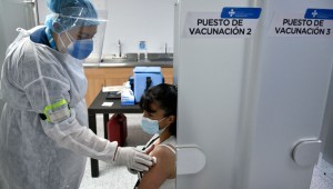 En qué punto está Suramérica en la carrera por las vacunas contra el coronavirus