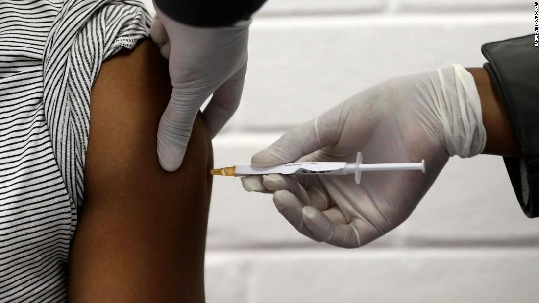 South Africa suspends AstraZeneca vaccine application;  study study that offers less protection against covid-19 variant