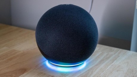 Alexa Nuevo Echo Dot (4ta Gen) - Bocina inteligente con reloj y Alexa