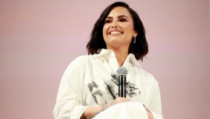 Demi Lovato habla sobre su sexualidad; Disney Plus comienza nueva serie especial
