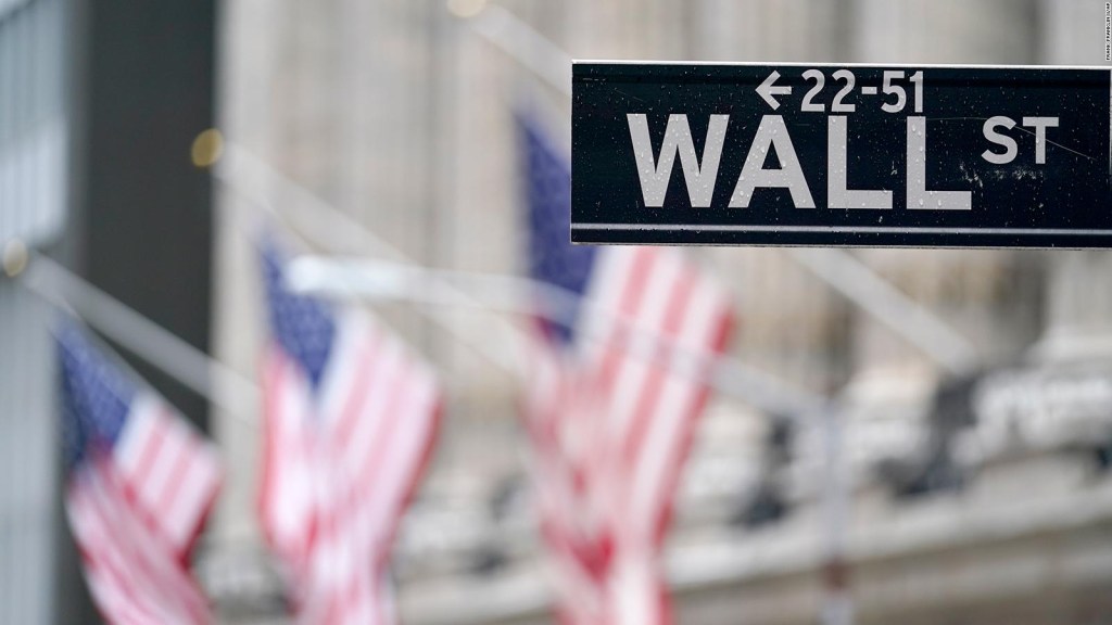 A un año del colapso histórico, Wall Street se recupera
