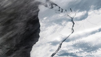 Nuevas imágenes de la NASA de un témpano en la Antártida