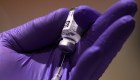 Anunciarán nuevas pautas para vacunados contra covid-19