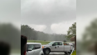 Video registra cómo avanza un tornado en Alabama