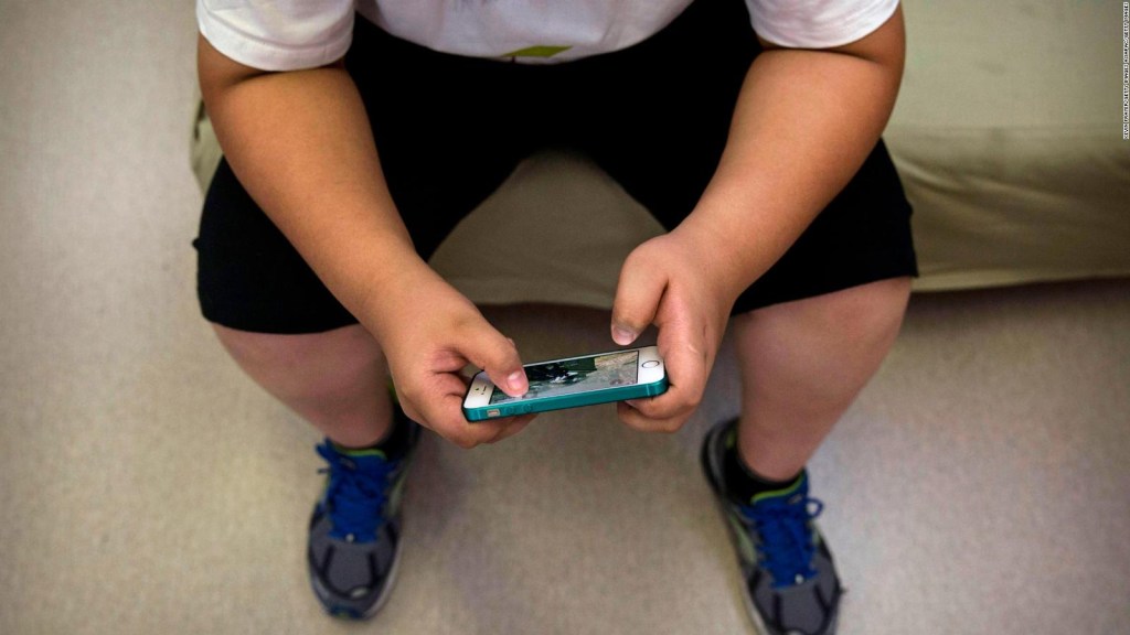 Niños suben de peso dramáticamente durante la pandemia