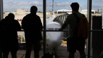 EE.UU. covid viajes pandemia aeropuertos