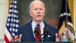 ANÁLISIS | Biden resaltará sus logros y enfrentará un duro escrutinio en su primera conferencia de prensa formal