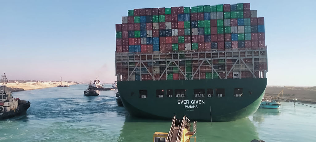 El canal de Suez ya no está bloqueado, pero los efectos al comercio global apenas empiezan
