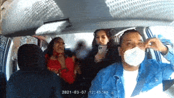 Mujeres enfrentan cargos by presumptive aggression to Uber driver that pidio usar mascarilla