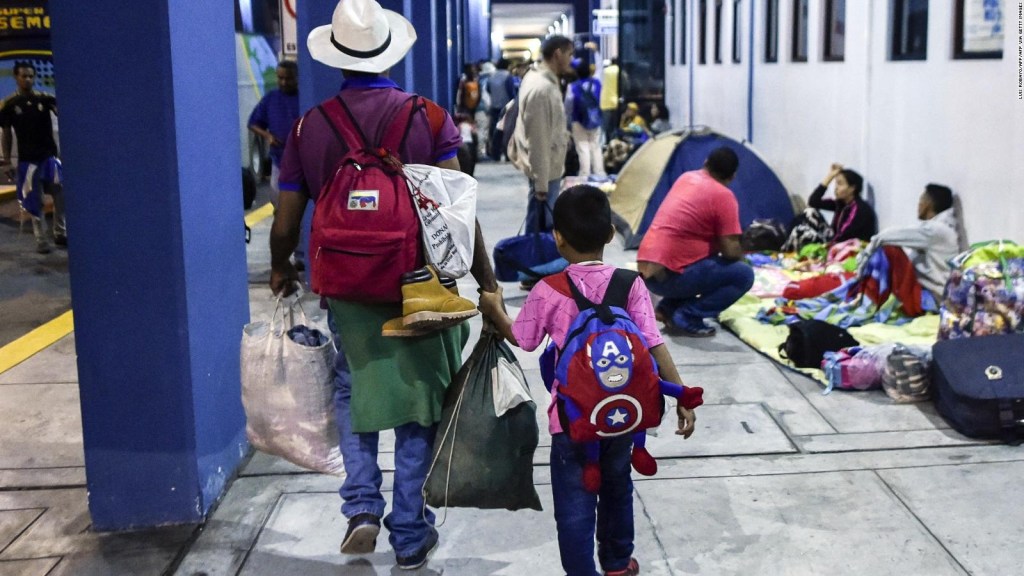 La infancia en riesgo de niños migrantes en Latinoamérica