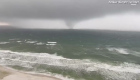 Video capta un tornado marino formándose en el Golfo de México