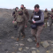 CNN acompaña al presidente de Ucrania en visita a tropas