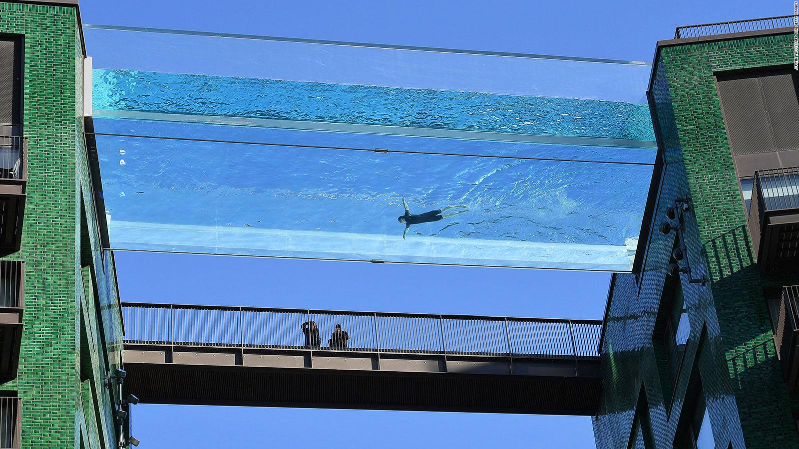 Meet The Sky Pool A Transparent Pool Built 35 Meters High In London   210426141629 Skypool 2 Full 169 