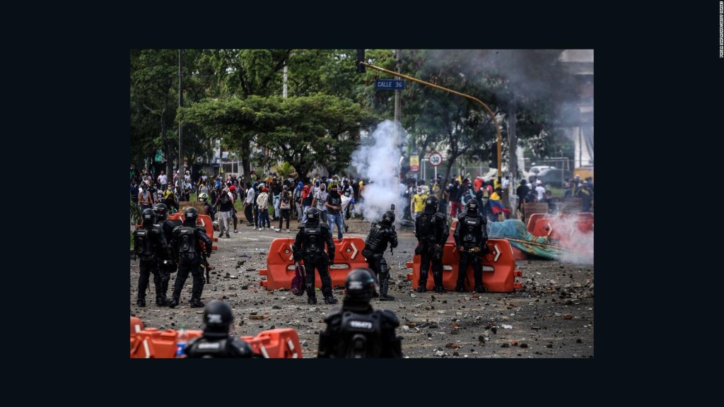 Mira las violentas manifestaciones en Colombia