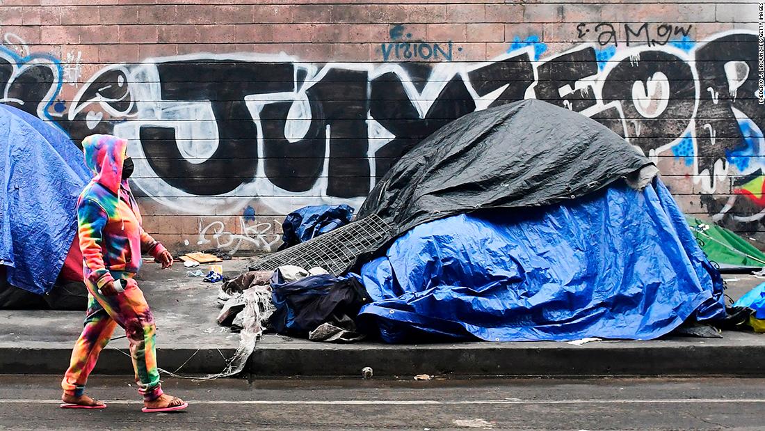 Ordenan A Los Angeles Ofrecer Vivienda A Personas Sin Techo En Skid Row