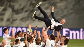 Zidane llenó de títulos las vitrinas del Madrid