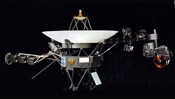 Sonda Voyager 1 detecta zumbido de gas interestelar