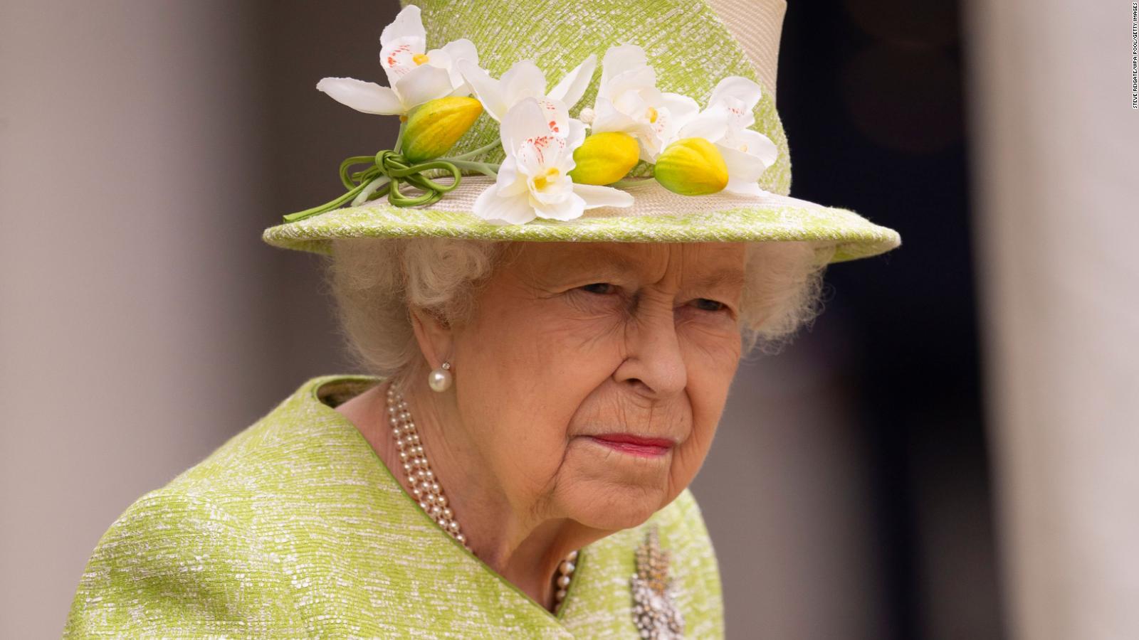 Queen Elizabeth II cancels family lunch before Christmas