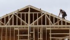 EE.UU.: las casas nuevas encarecen por escasez de madera