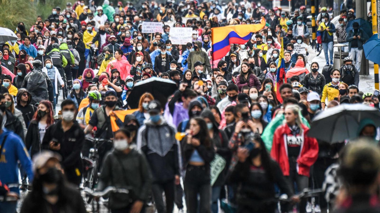 Promueven diálogo en Colombia para detener protestas