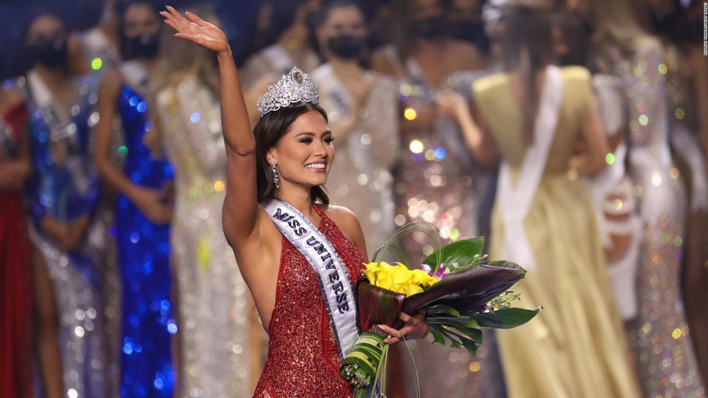 AMLO felicita a la nueva Miss Universo por su triunfo