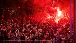 Atlético de Madrid: muerte de hincha empaña festejo