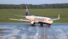 Pasajero de avión desviado a Belarús tensos momentos
