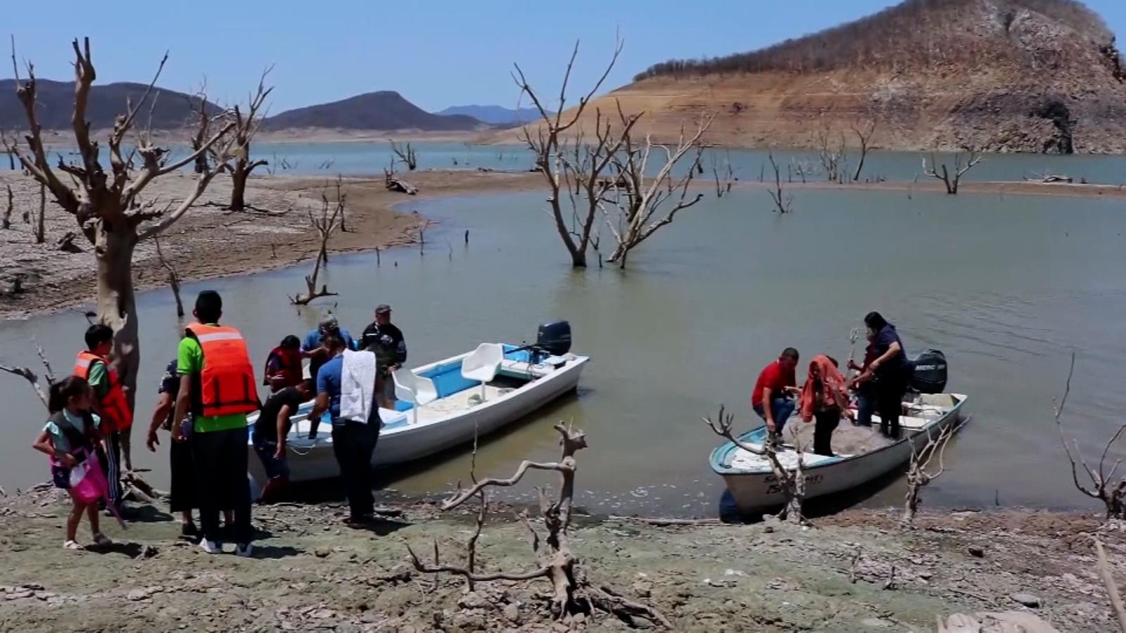 Drought in Mexico Exposes Community That Was Underwater for Decades