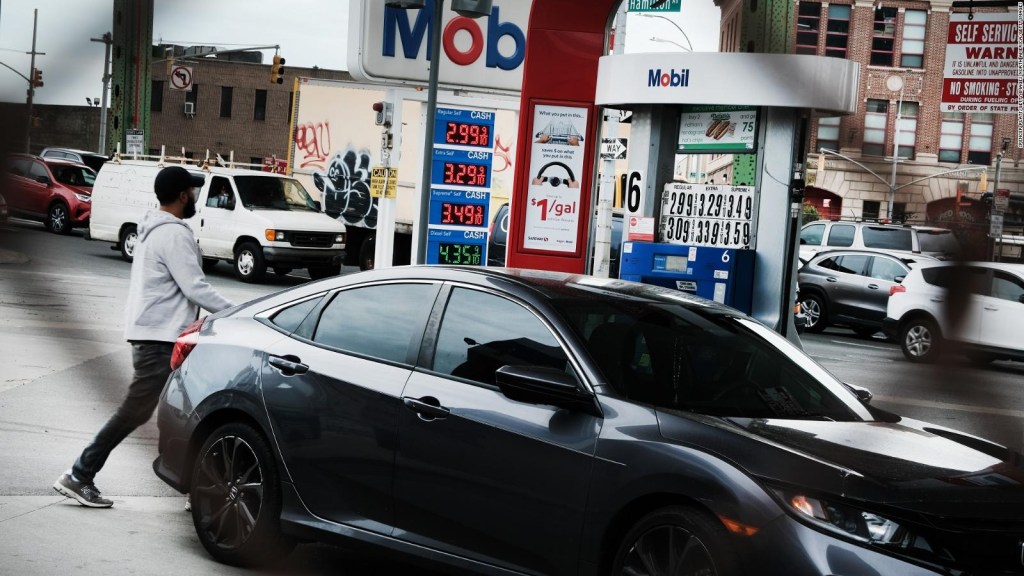 EE.UU.: precios de gasolina están en máximos de 7 años