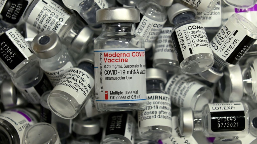 vacuna pfizer moderna covid getty