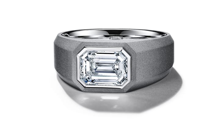 Tiffany Co. presenta línea de anillos de para hombres