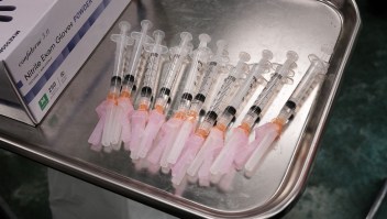 Gallup encuesta 3 de cada 10 adultos vacuna covid