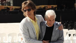 Mick Jagger saluda a Charlie Watts en su cumpleaños