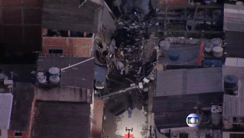 Se derrumba un edificio en una favela de Brasil