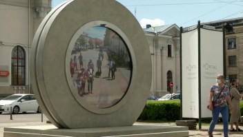 Escultura une a Lituania y Polonia