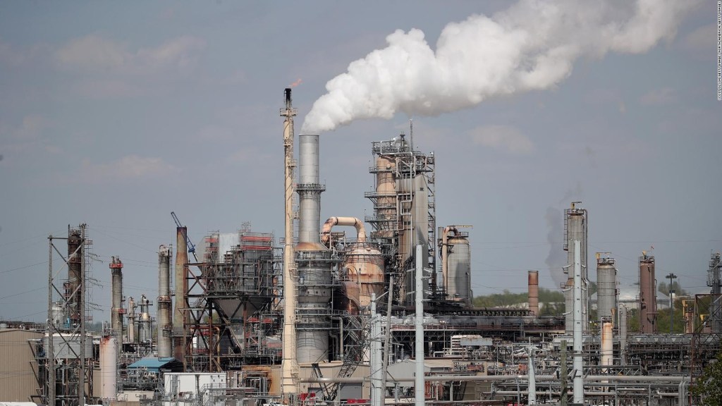 Oil companies are under pressure to reduce CO2