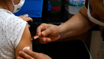 Uruguay ya vacuna contra el covid por debajo de 18 años