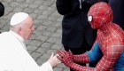 Así fue el curioso encuentro entre el papa y Spiderman