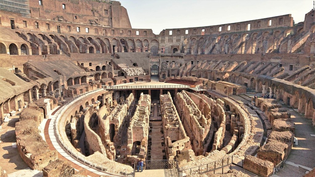 Il Colosseo apre per la prima volta a Roma gallerie sotterranee