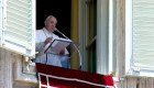 Papa Francisco alienta trabajo con comunidad LGBTQ