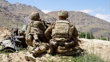 Afganistán: tropas de EE.UU. se retiran, talibanes avanzan