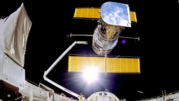 La NASA inicia reparación del telescopio espacial Hubble
