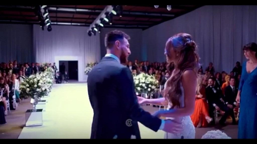 New images from the wedding of Messi and Roccuzzo