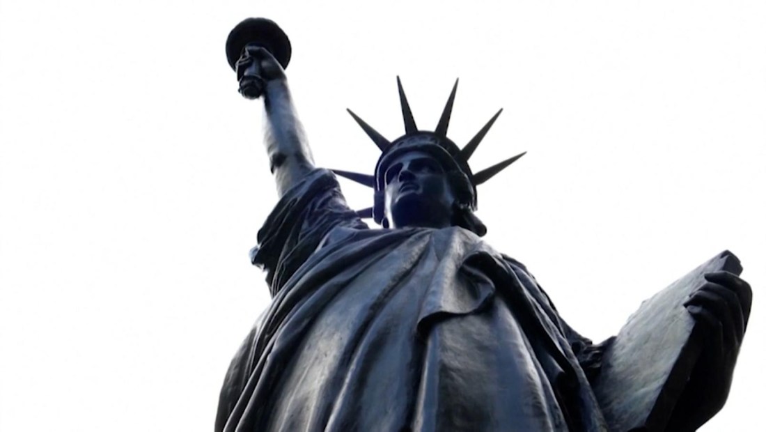 Francia envía nueva Estatua de la Libertad a EE.UU.